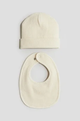 2-piece waffled beanie and bib set