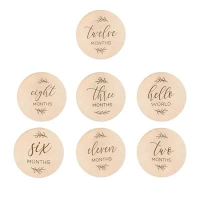 7 Pcs Baby Milestone Cards, Wooden Milestone Baby Cards, Double-Sided Wooden Monthly Newborn Welcome Signs, 10cm Round Month Baby Milestone Signs for New Parents Gift Set (Animal Theme)