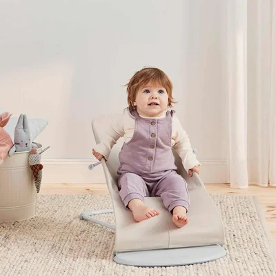 BabyBjörn Bliss Baby Bouncer, Woven, Classic Quilting, Sandstone Grey — image 6