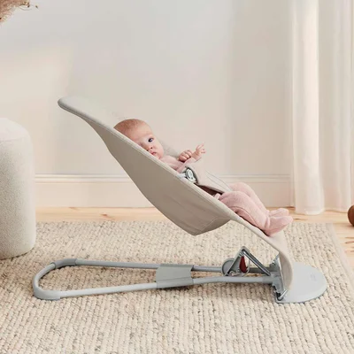 BabyBjörn Bliss Baby Bouncer, Woven, Classic Quilting, Sandstone Grey — image 8