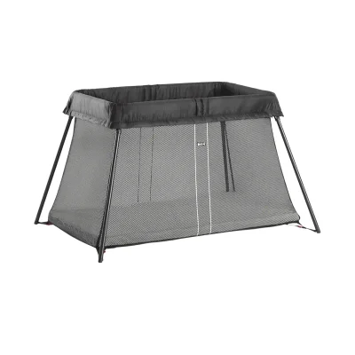 BABYBJÖRN Travel Cot Light Bundle