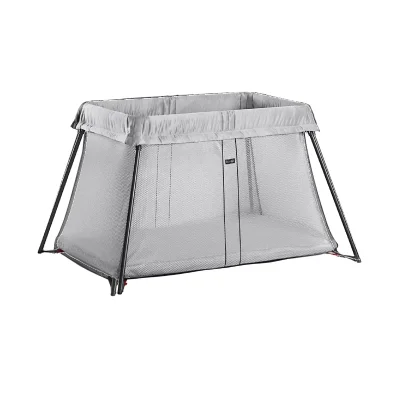 BABYBJÖRN Travel Cot Light Bundle