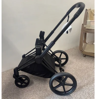 Cybex Platinum Ex-Display Priam 2025 Frame- Matt Black