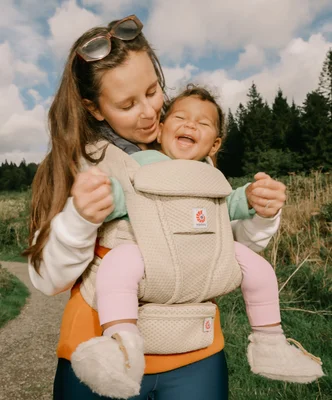 Ergobaby Omni Deluxe Mesh Baby Carrier - Canyon Clay