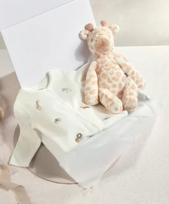 Geoffrey Giraffe Gift Box