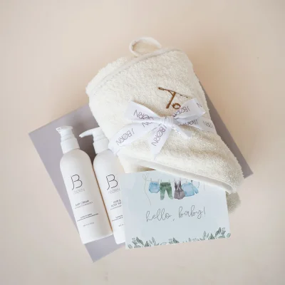 JBØRN Organic Cotton Towel & Skincare Gift Set