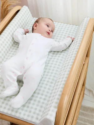 JoJo Maman Bébé Green Gingham Side Support Changing Mat