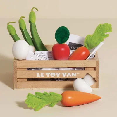 Le Toy Van – Wooden Market Crate – Harvest Vegetables