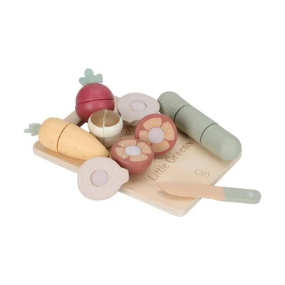 Little Dutch Slicing Vegetables