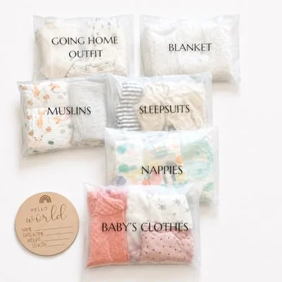 MagBub 20 x Maternity Bag Organiser Labelled Pouches Hospital Labour Essentials Wooden disc Hello World Gift for New Mum Baby Shower Ziplock Newborn