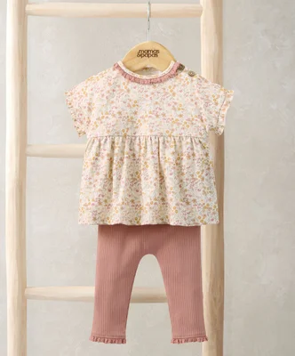 Ditsy T-Shirt & Leggings Outfit Set