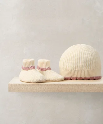 Pink Knitted Hat & Booties - Newborn