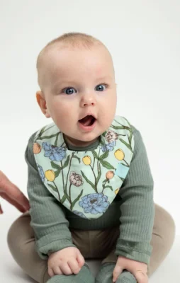 Matching Beanie & Baby bibs — image 3