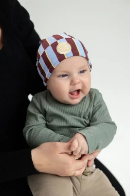 Matching Beanie & Baby bibs — image 4