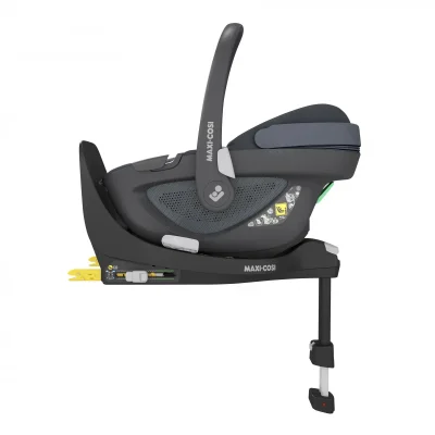 Maxi Cosi Pebble 360 i-Size Baby Car Seat + FamilyFix 360 Base - Essential Graphite — image 15