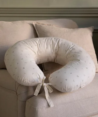 Nursing Pillow - Nettle Scatter
