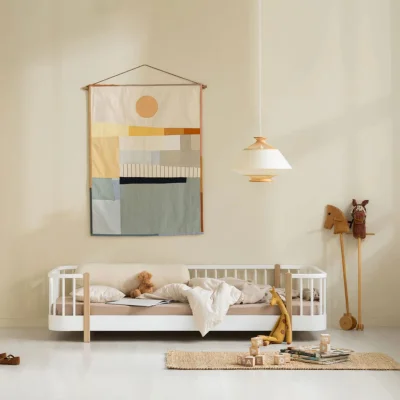 Oliver Furniture Wood Original Floor Bed