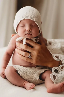 Organic Cotton Scallop Knit Baby Bonnet