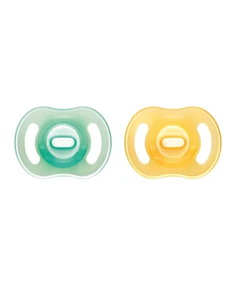 Tommee Tippee Ultra-light StayPut Night Glow Soother