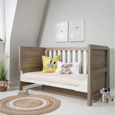Tutti Bambini Modena 3-in-1 Gitterbett – Weiß/Eiche — image 29