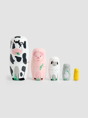 White Nesting Animals